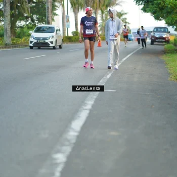 Runner Photo 7748467