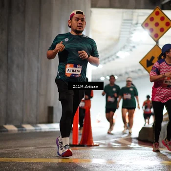 Runner Photo 7748477