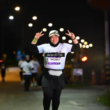 Runner Photo 7748478