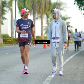 Runner Photo 7748488