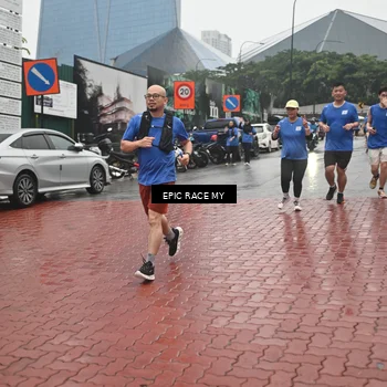 Runner Photo 7748530