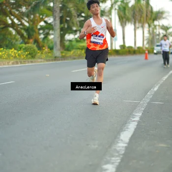 Runner Photo 7748539
