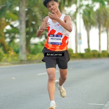Runner Photo 7748545