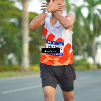 Runner Photo 7748557