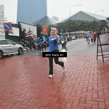 Runner Photo 7748558
