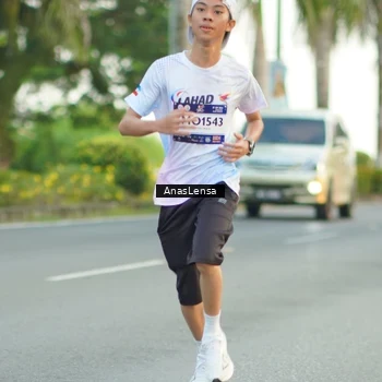 Runner Photo 7748561