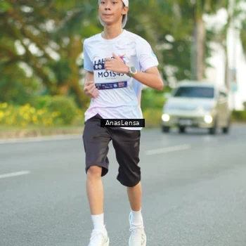Runner Photo 7748578