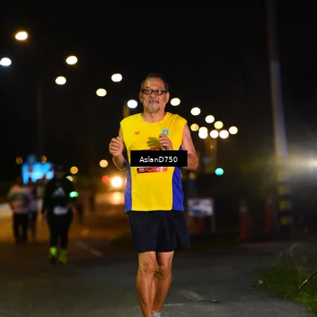 Runner Photo 7748583