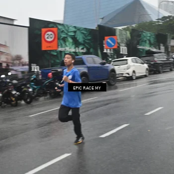 Runner Photo 7748589