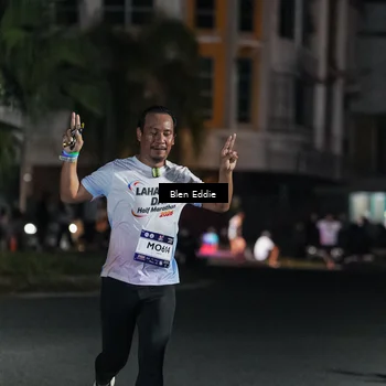 Runner Photo 7748600