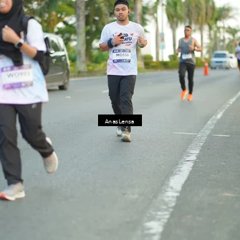 Runner Photo 7748608