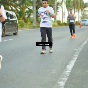 Runner Photo 7748616