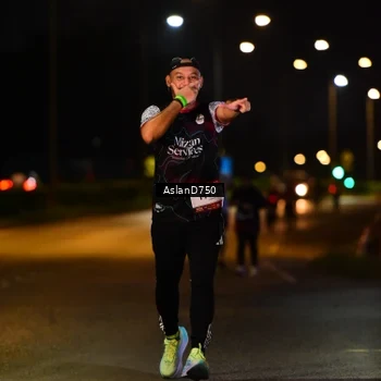 Runner Photo 7748627