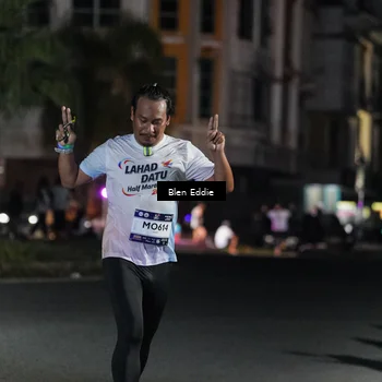 Runner Photo 7748634