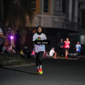 Runner Photo 7748635