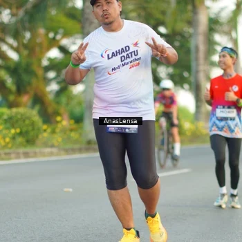 Runner Photo 7748641