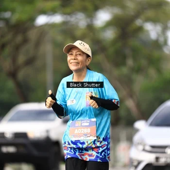 Runner Photo 7748649