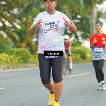 Runner Photo 7748656