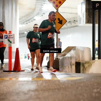 Runner Photo 7748665