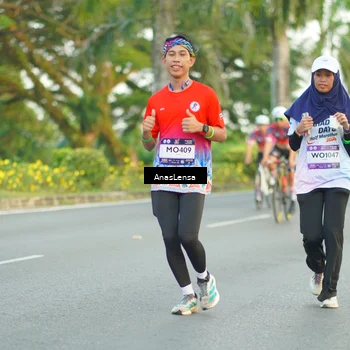 Runner Photo 7748677
