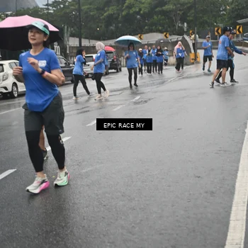 Runner Photo 7748680