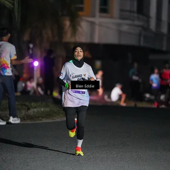 Runner Photo 7748681