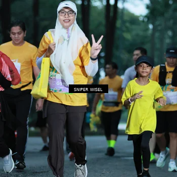 Runner Photo 7748692