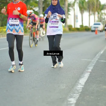Runner Photo 7748693