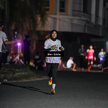 Runner Photo 7748695