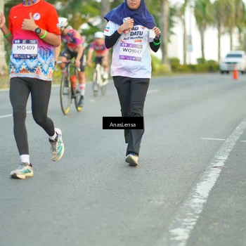 Runner Photo 7748697