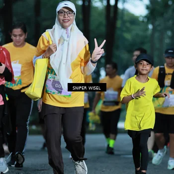 Runner Photo 7748699