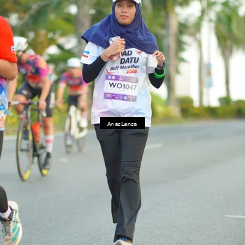Runner Photo 7748710