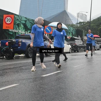 Runner Photo 7748723