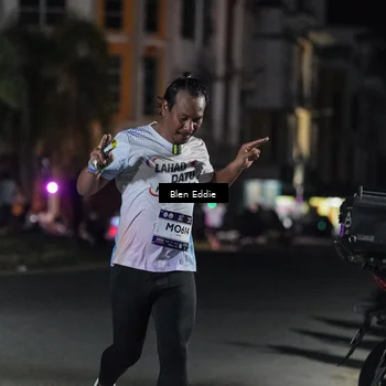 Runner Photo 7748728