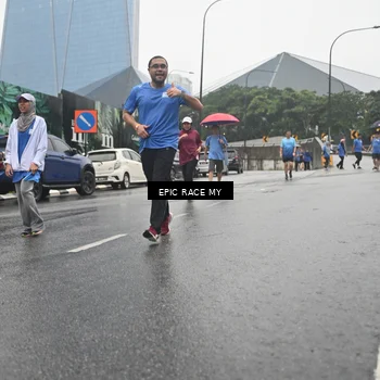 Runner Photo 7748743