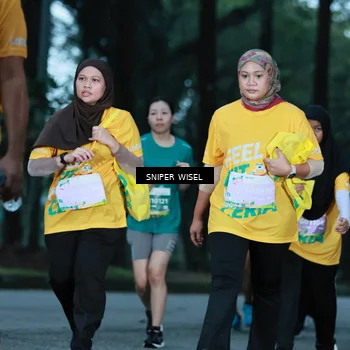 Runner Photo 7748750