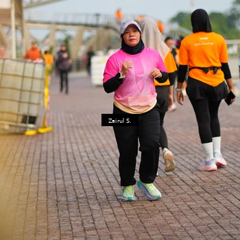 Runner Photo 7748751
