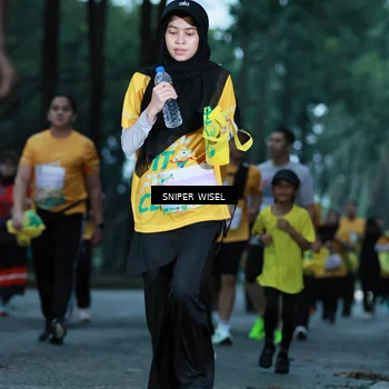 Runner Photo 7748758
