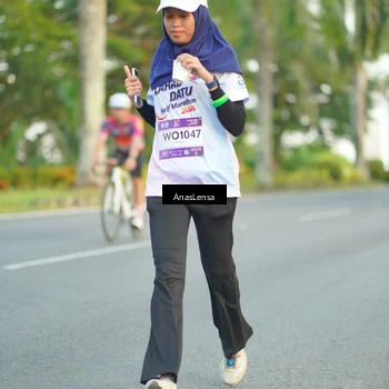 Runner Photo 7748766
