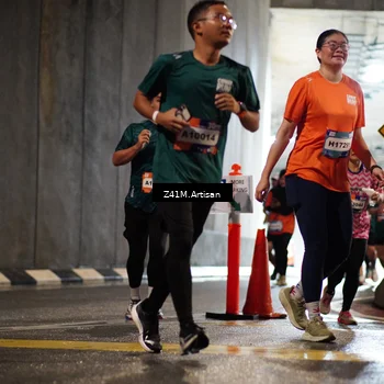 Runner Photo 7748776