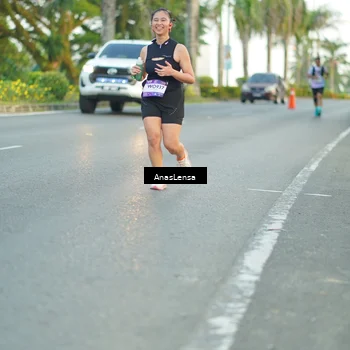Runner Photo 7748782