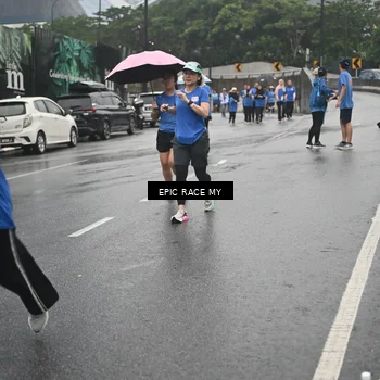 Runner Photo 7748788