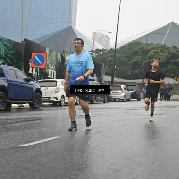 Runner Photo 7748791