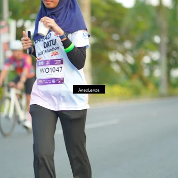 Runner Photo 7748792