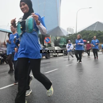 Runner Photo 7748800