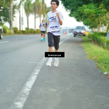Runner Photo 7748828