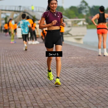 Runner Photo 7748831