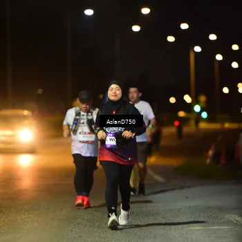 Runner Photo 7748841