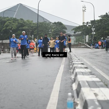 Runner Photo 7748847