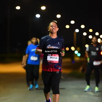 Runner Photo 7748870